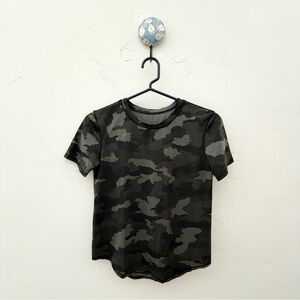 Lululemon Women’s Size 2 High Neck Running Shirt Camo